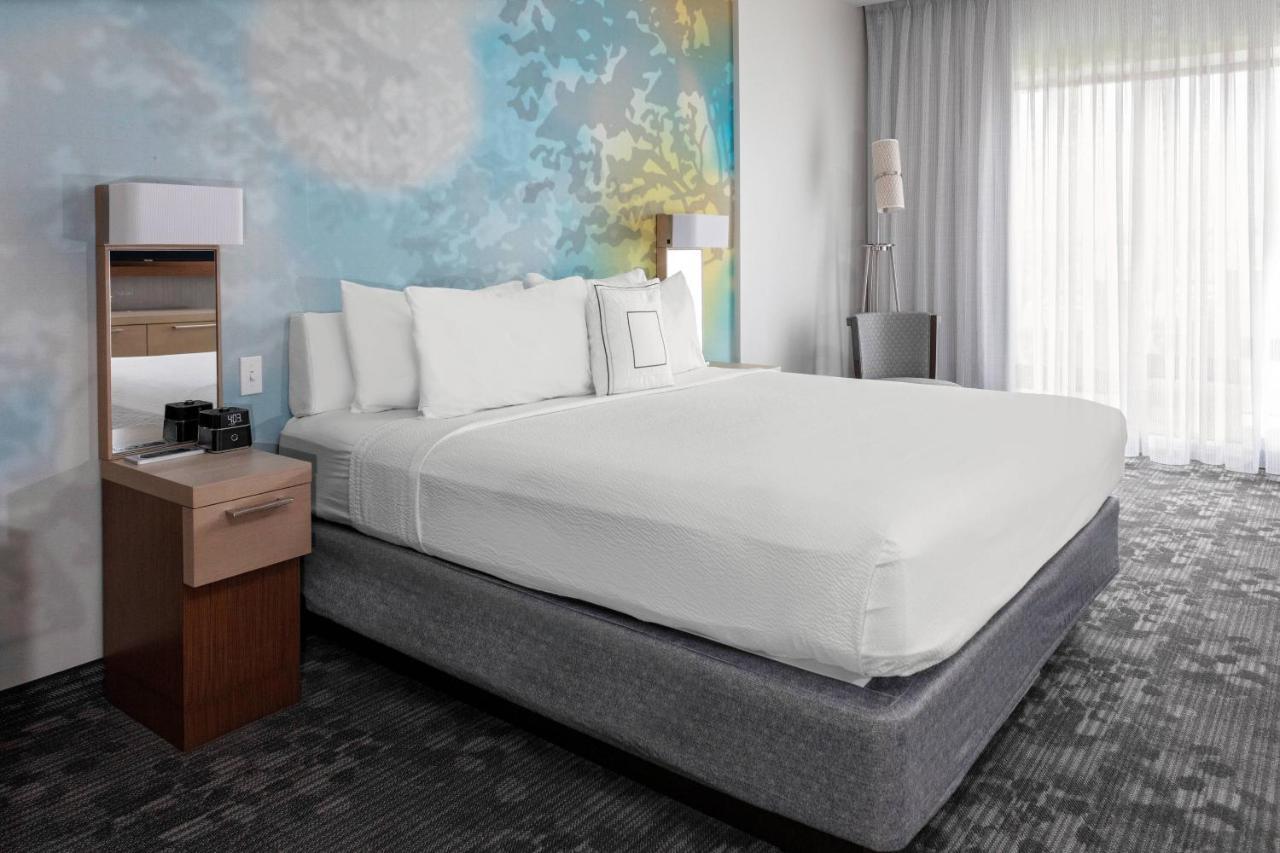 Courtyard By Marriott East Lansing Okemos Hotell Exteriör bild